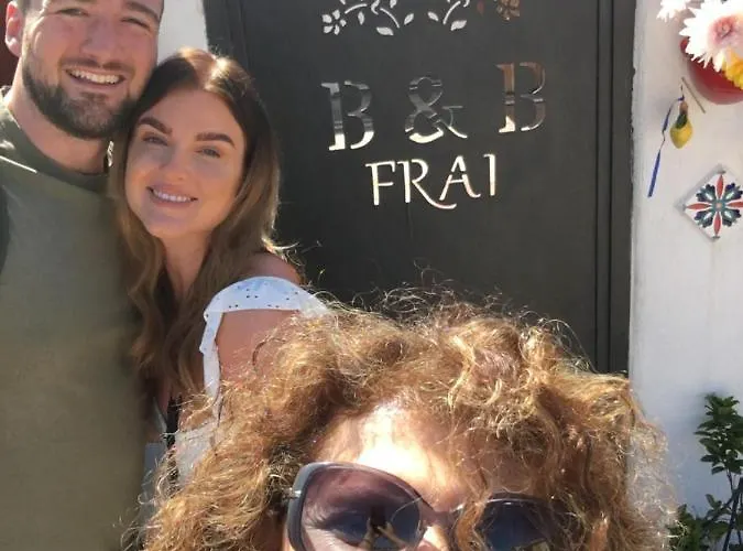 فندق مبيت وإفطار Frai